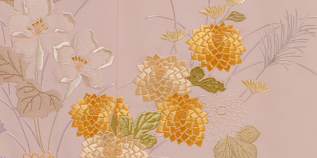 画像3:美術友禅山之内訪問着『重陽の彩り』(日本刺繍工程)伝統的工芸品加賀繍